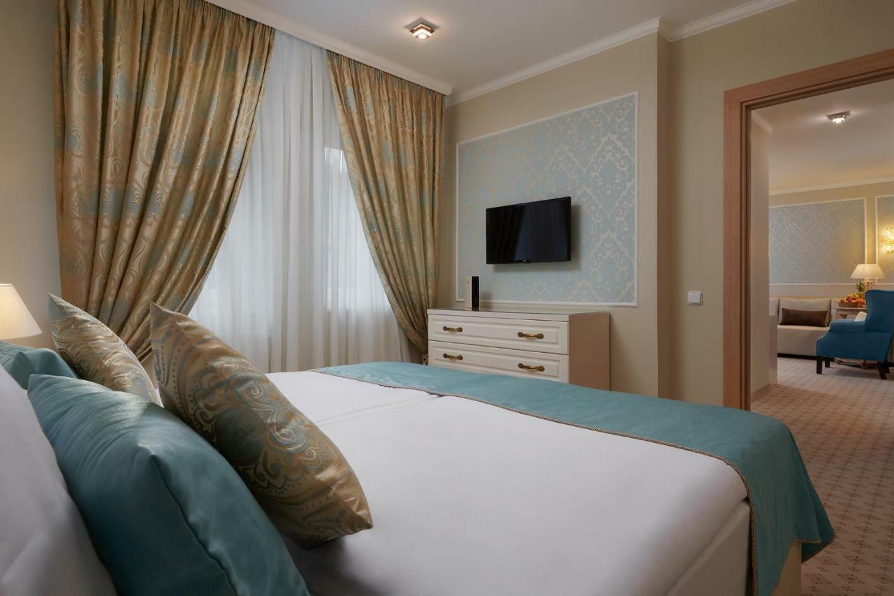 Honour And Grace Hotel Jáchymov Zewnętrze zdjęcie
